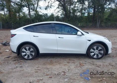 2023 Tesla Model Y Awd/Long Range Dual Motor All-Wheel Drive из США, поврежденный, VIN 7SAYGDEE2PF697616